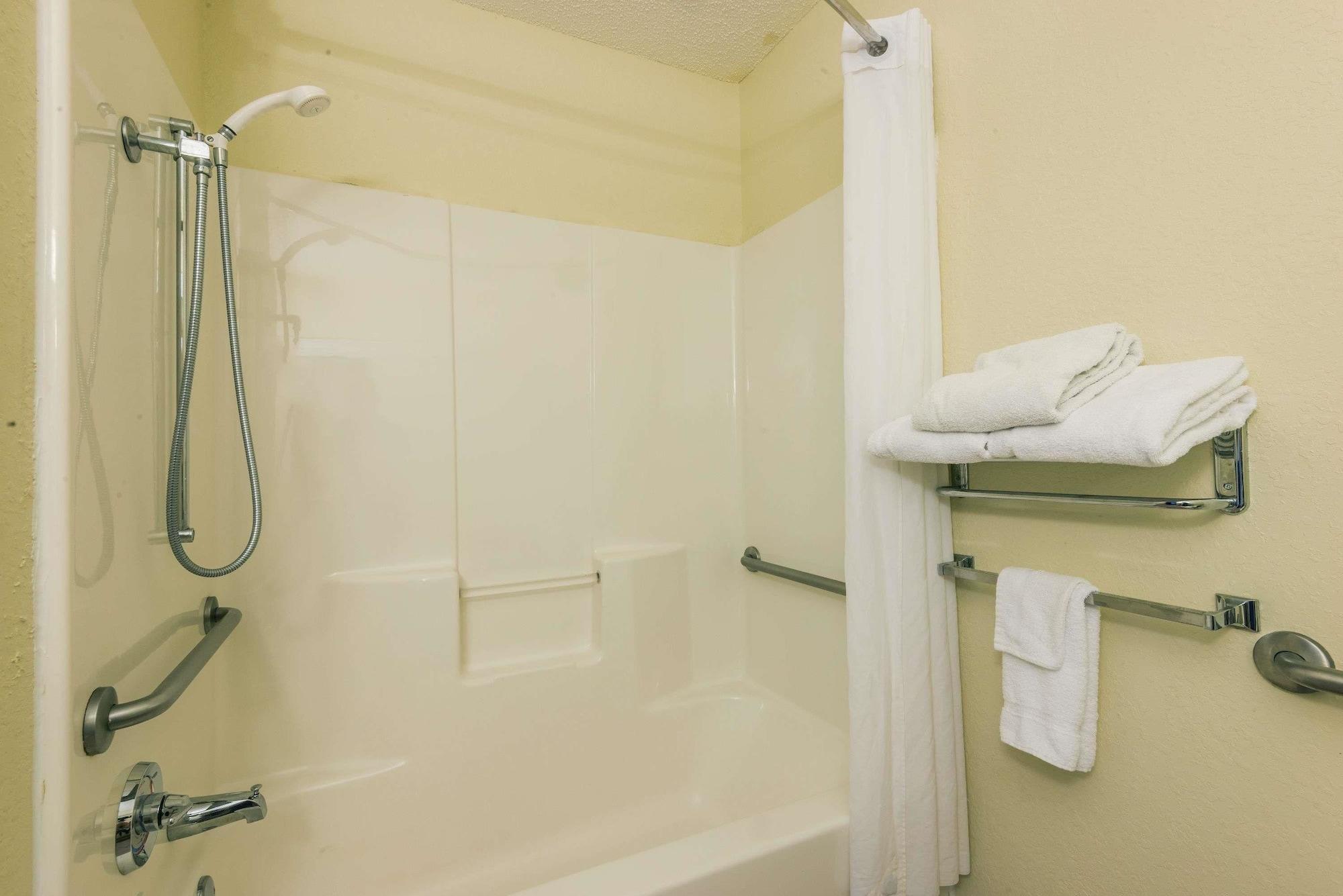 Microtel Inn & Suites By Wyndham Auburn Dış mekan fotoğraf
