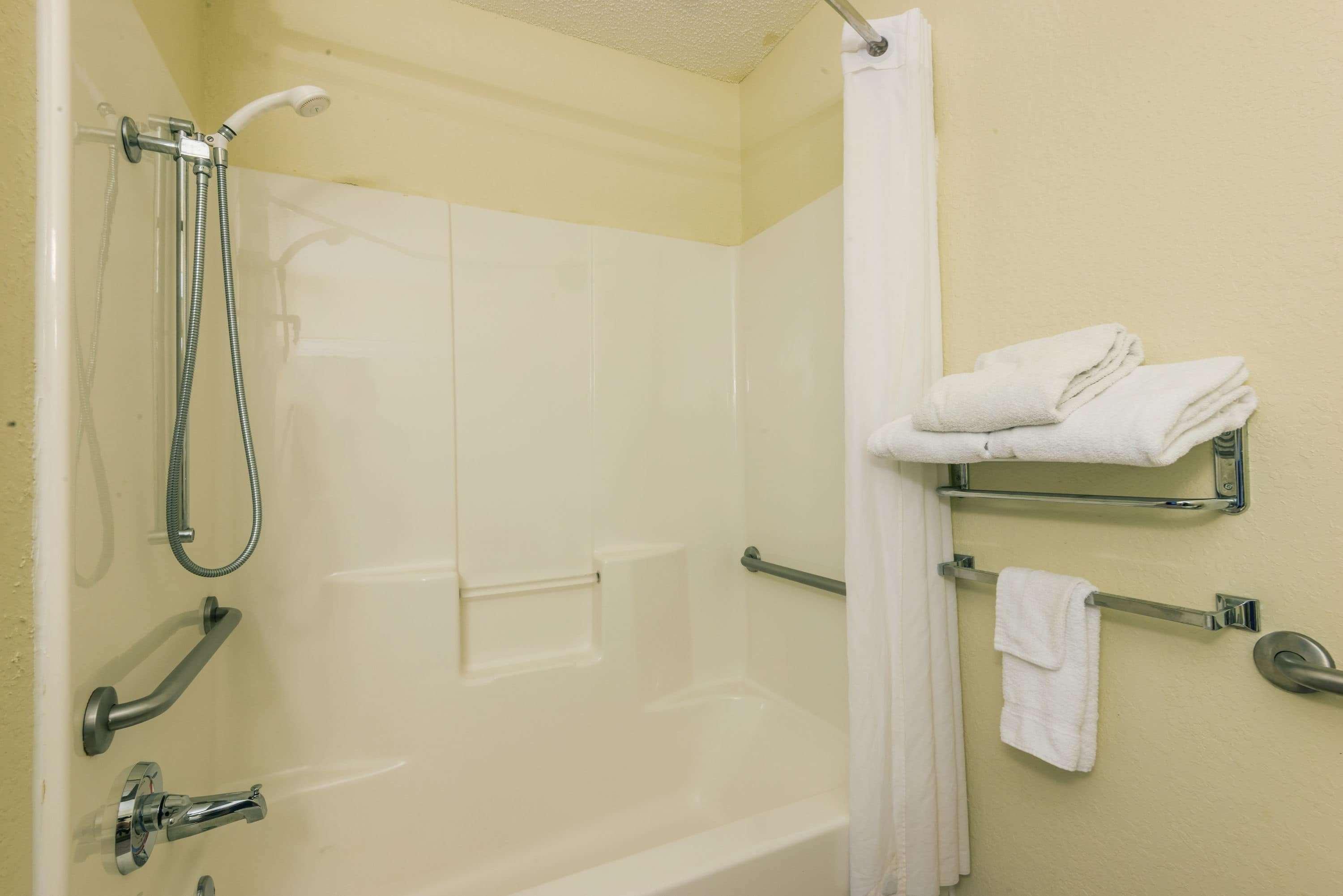 Microtel Inn & Suites By Wyndham Auburn Dış mekan fotoğraf